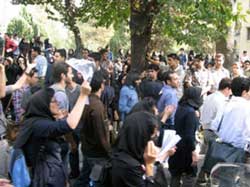 Revolta dos estudantes iranianos