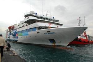 O “MV Mavi Marmara” deixa o porto de Antalya rumo a Gaza a 22 de Maio de 2010