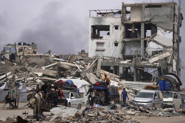 Israel bombardeou uma casa de família no campo de refugiados de Jabalia